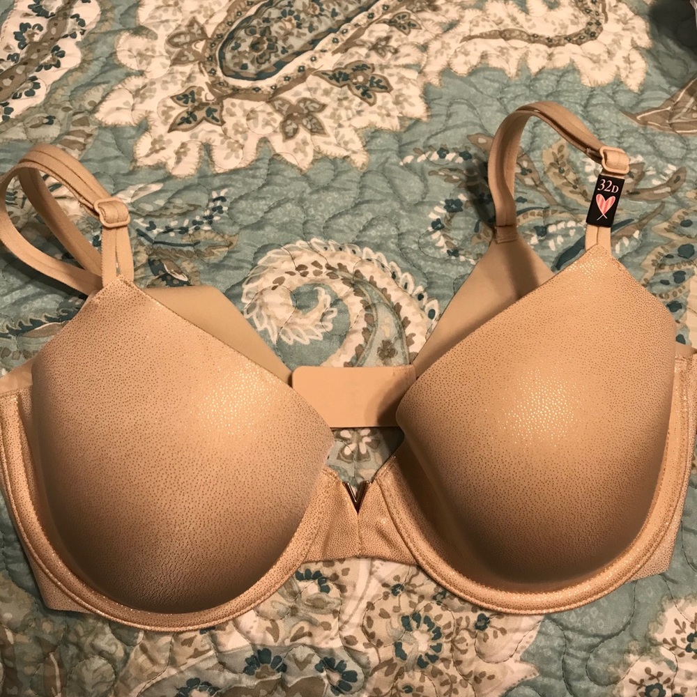 Victoria Secret Full Coverage Bra 32D